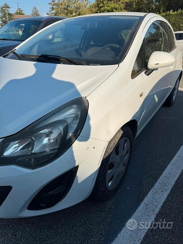 Usata Opel Corsa 85 CV (62 kW) 2014 Bianco Utilitaria