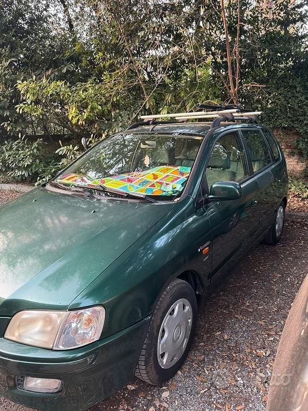Usata Mitsubishi Space Star 2000 Verde Monovolume