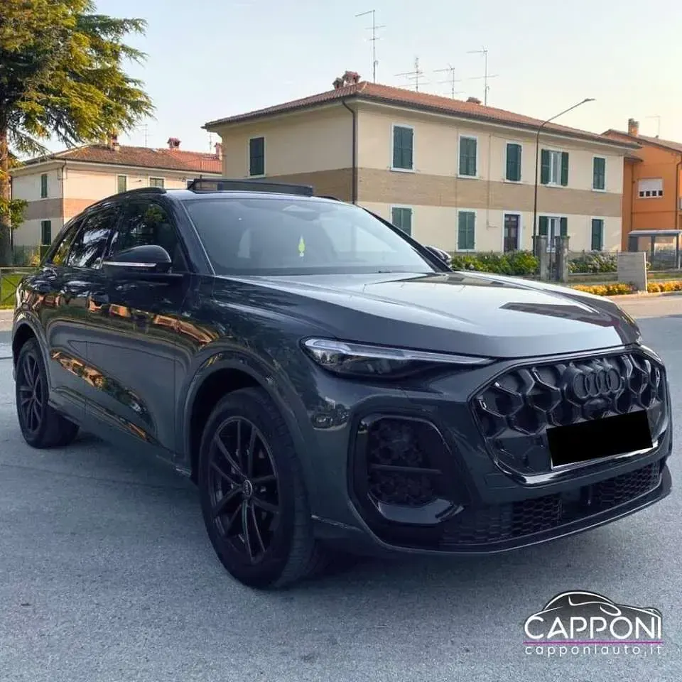 Nuova Audi Q5 S-Line 204 CV (150 kW) 2025 Grigio SUV