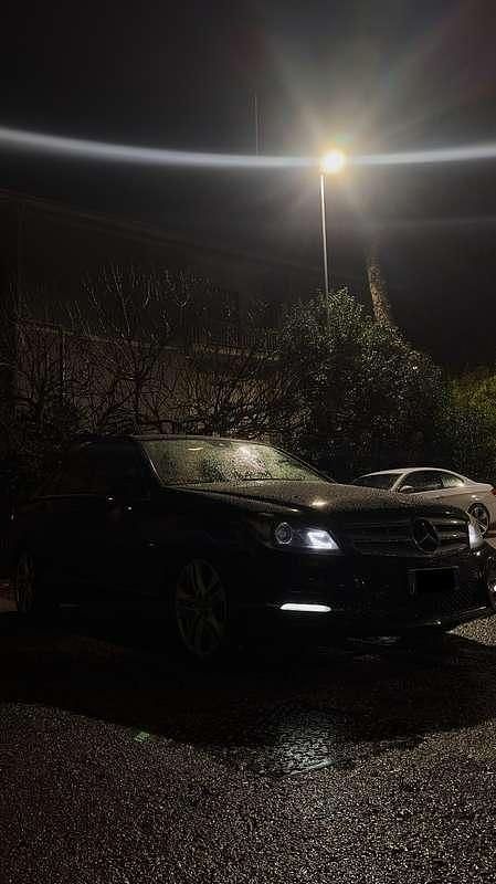 Usata Mercedes C200 Avantgarde 136 CV (100 kW) 2012 Nero Berlina