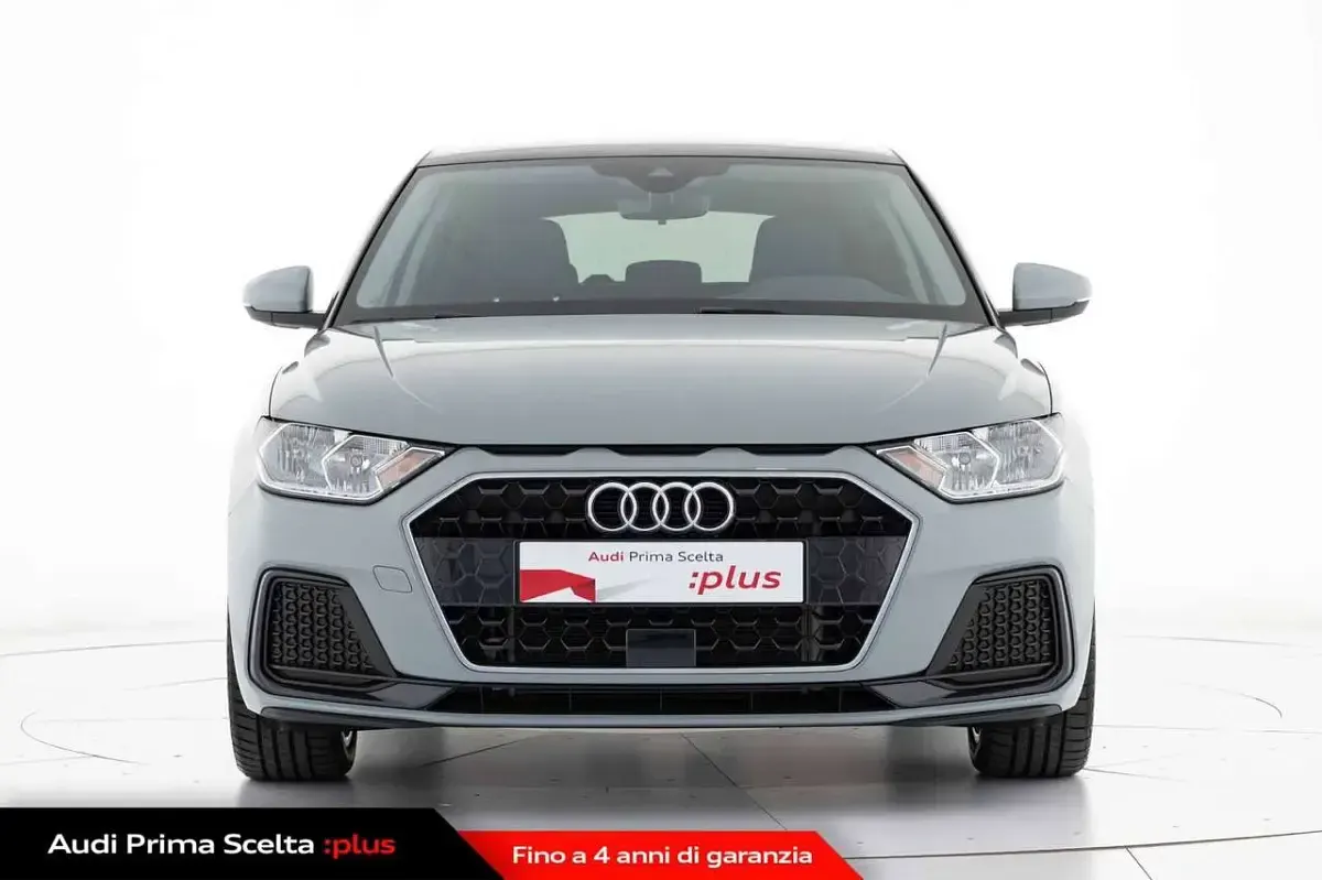 Usata Audi A1 Advanced Plus 116 CV (85 kW) 2025 Grigio SUV