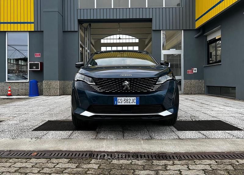 Usata Peugeot 3008 GTi 87 CV (63 kW) 2023 Blu Pick-up