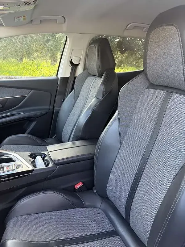 Usata Peugeot 3008 Allure 120 CV (88 kW) 2017 SUV