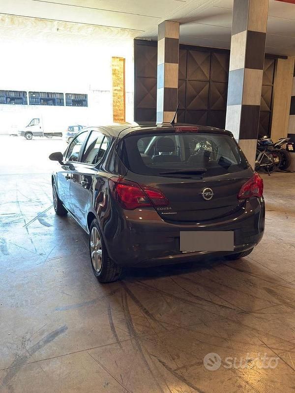 Usata Opel Corsa 75 CV (55 kW) 2015 Grigio Utilitaria