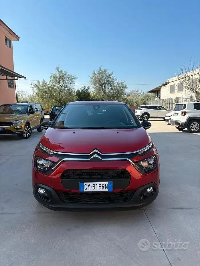 Usata Citroën C3 Feel 102 CV (75 kW) 2022 Rosso Utilitaria