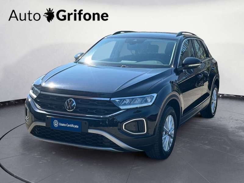 Nero Usata 2024 VW T-Roc Life SUV | 24.489 € (Buon prezzo) - Immagine 1/4