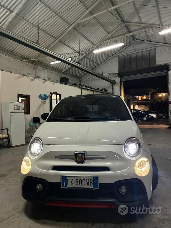 Usata Abarth 595 Pista 160 CV (117 kW) 2017 Bianco Cabrio