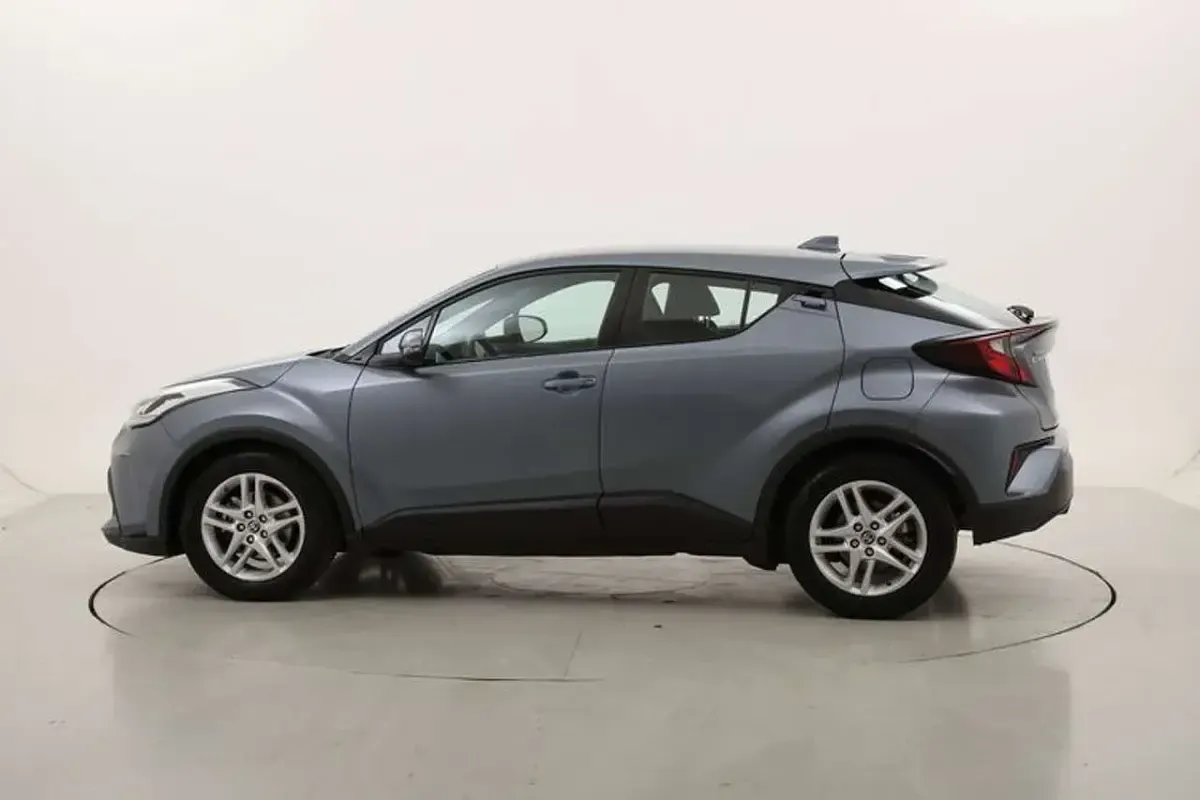 Second-hand Toyota C-HR Business Edition 122 CP (89 kW) 2022 Gri SUV