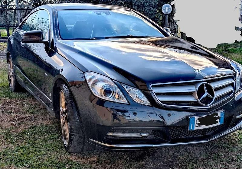 Usata Mercedes E350 Avantgarde 231 CV (169 kW) 2012 Nero Coupé