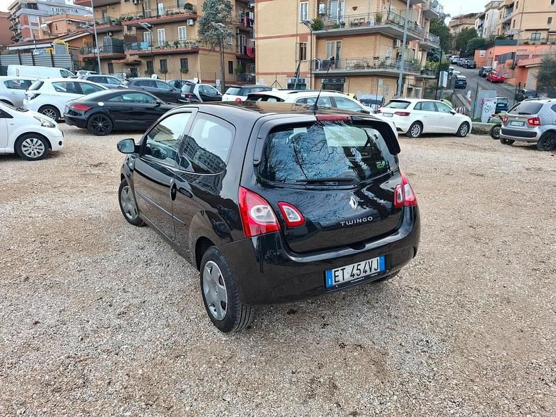 Usata Renault Twingo Night&Day 74 CV (54 kW) 2014 Nero Utilitaria