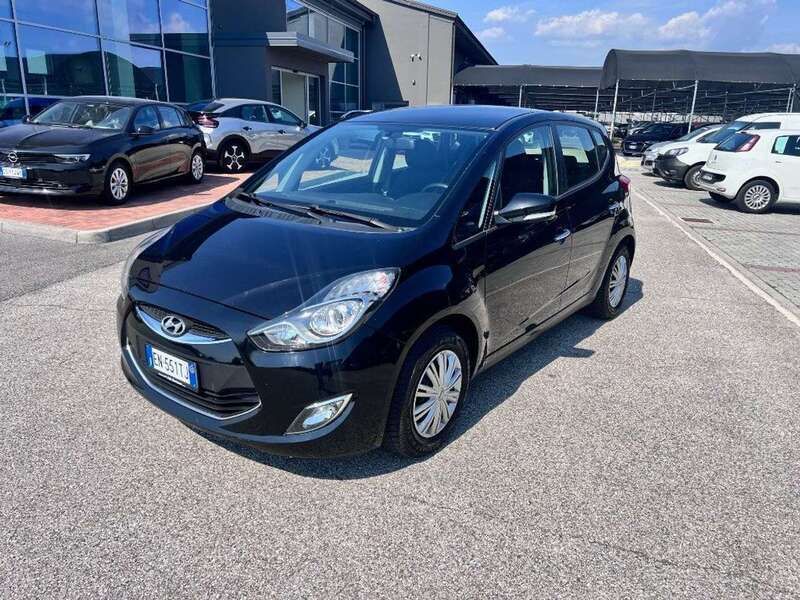 Usata Hyundai ix20 Style 125 CV (91 kW) 2012 Nero Utilitaria