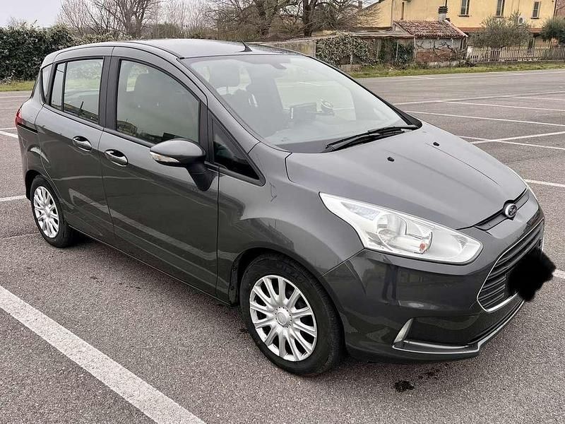 Usata Ford B-MAX 87 CV (63 kW) 2017 Grigio Monovolume
