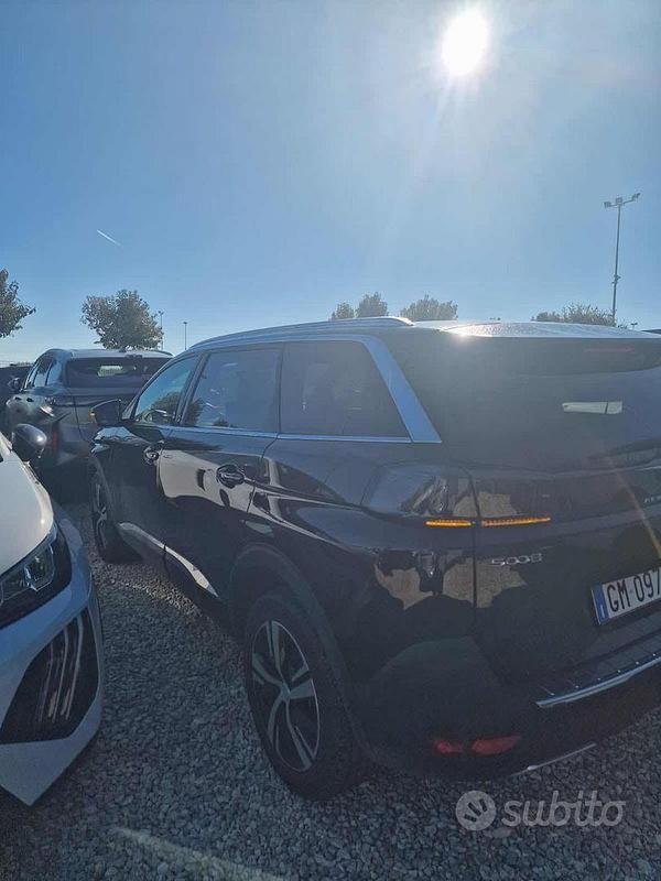 Usata Peugeot 5008 GTi 131 CV (96 kW) 2023 Nero SUV
