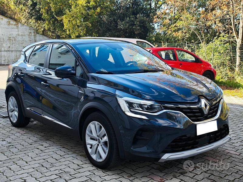 Usata Renault Captur Intens 95 CV (69 kW) 2020 Blu SUV