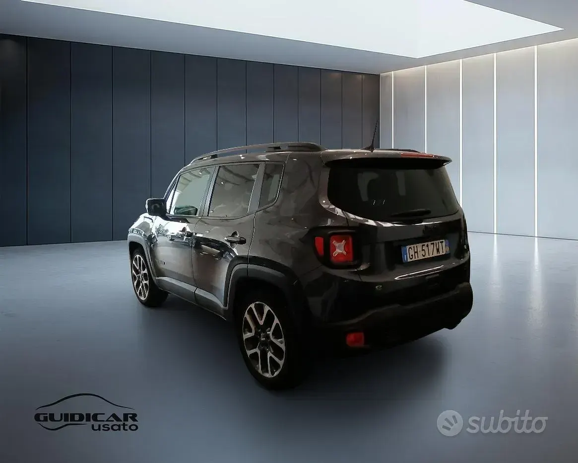 Usata Jeep Renegade 131 CV (96 kW) 2022 Grigio SUV
