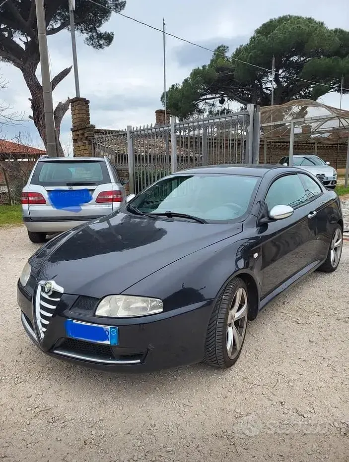 Usata Alfa Romeo GT Distinctive 150 CV (110 kW) 2008 Nero Coupé