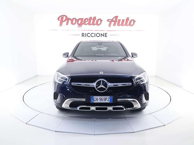 Usata Mercedes GLC200 Business 163 CV (119 kW) 2022 Cavansitblau SUV