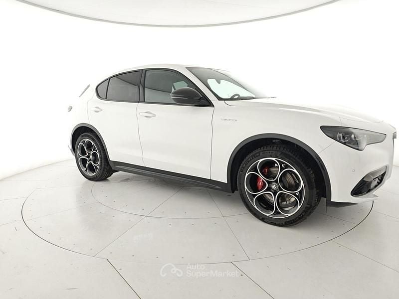 Nuova Alfa Romeo Stelvio Veloce 209 CV (153 kW) 2026 Bianco SUV