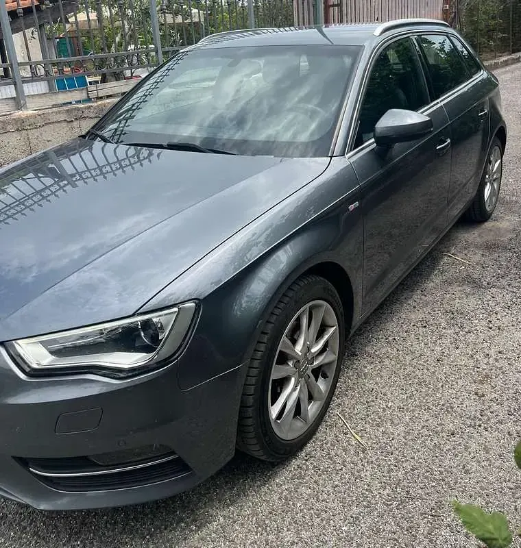 Usata Audi A3 Attraction 110 CV (80 kW) 2000 Utilitaria