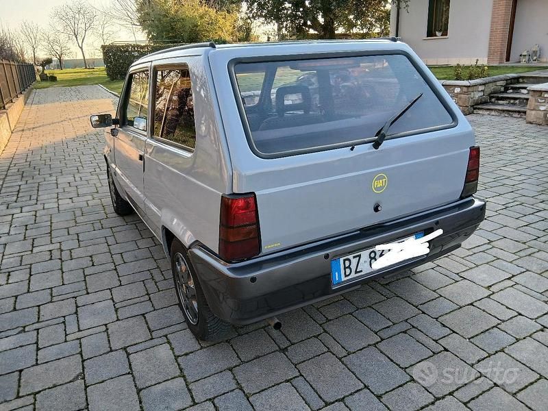 Usata Fiat Panda 54 CV (39 kW) 2000 Grigio Berlina