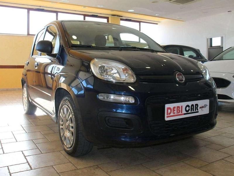 Blu Usata 2018 Fiat Panda Due volumi | 9000 € (Buon prezzo) - Immagine 1/4