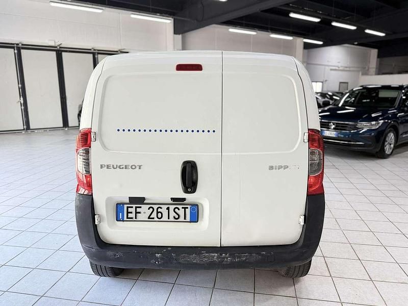 Usata Peugeot Bipper 68 CV (50 kW) 2011 Bianco Monovolume