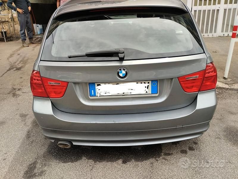 Usata BMW 318 2012 Grigio Station wagon