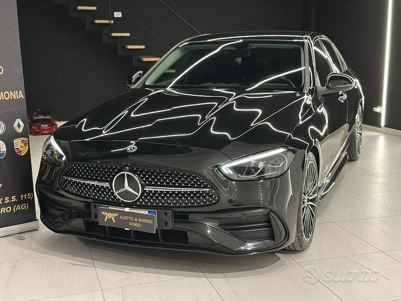 Usata Mercedes C220 AMG line 200 CV (147 kW) 2022 Nero Berlina