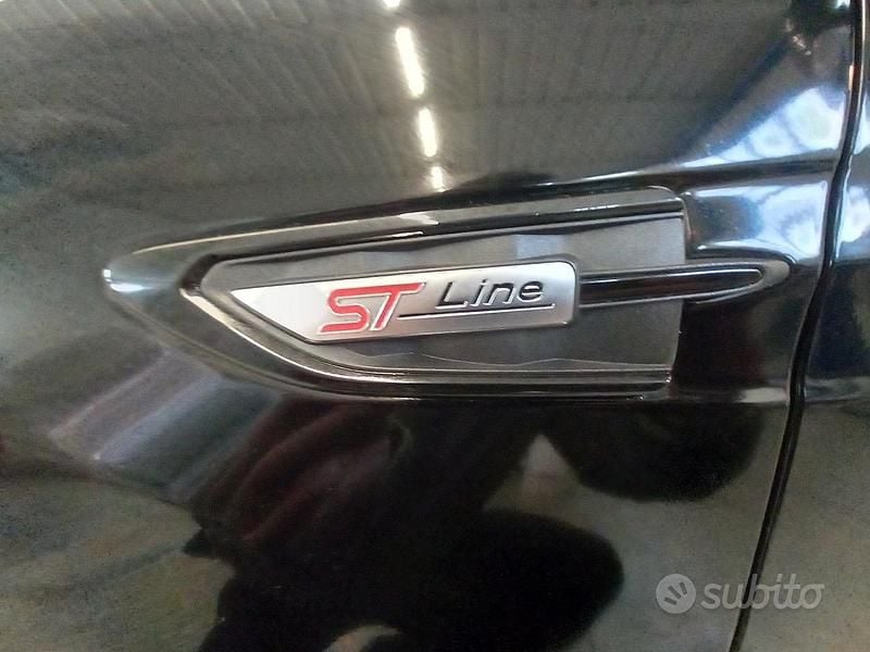 Usata Ford Kuga S 150 CV (110 kW) 2019 Nero SUV