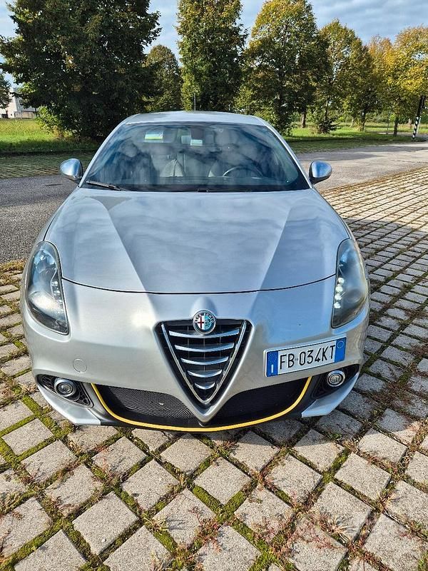 Usata Alfa Romeo Giulietta Distinctive 150 CV (110 kW) 2015 Utilitaria