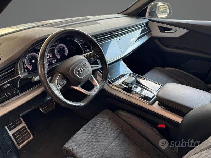 Usata Audi Q8 S-line plus 286 CV (210 kW) 2019 Nero SUV