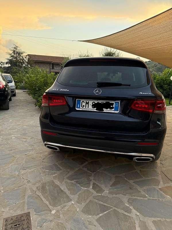Usata 2021 Mercedes GLC300e Premium SUV | 40.000 € (Cara) - Immagine 1/4