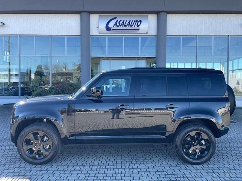 Nuova Land Rover Defender SE Dynamic 200 CV (147 kW) 2026 Santorini black SUV