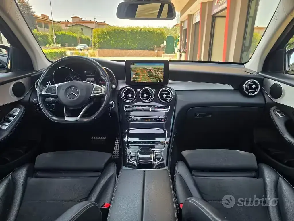 Usata Mercedes GLC220 Premium 170 CV (125 kW) 2019 Grigio SUV