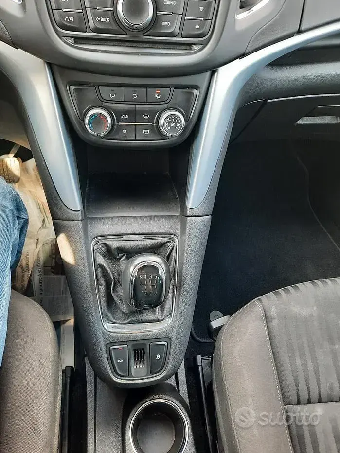 Usata Opel Zafira Tourer Cosmo 136 CV (100 kW) 2014 Marrone Monovolume
