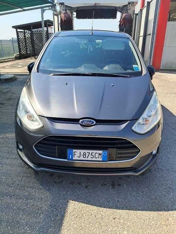 Usata Ford B-MAX Titanium 75 CV (55 kW) 2017 Grigio Monovolume