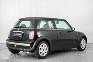 Begagnad Mini ONE 90 HK (66 kW) 2003 Svart Halvkombi