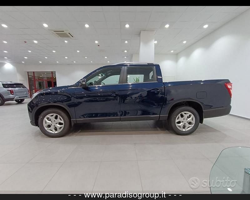 Nuova Ssangyong (KGM) Rexton 2025 Blu SUV