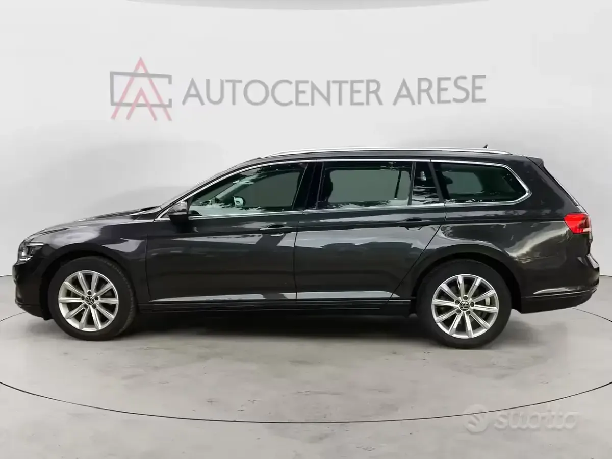 Usata VW Passat Business 122 CV (89 kW) 2021 Grigio Station wagon