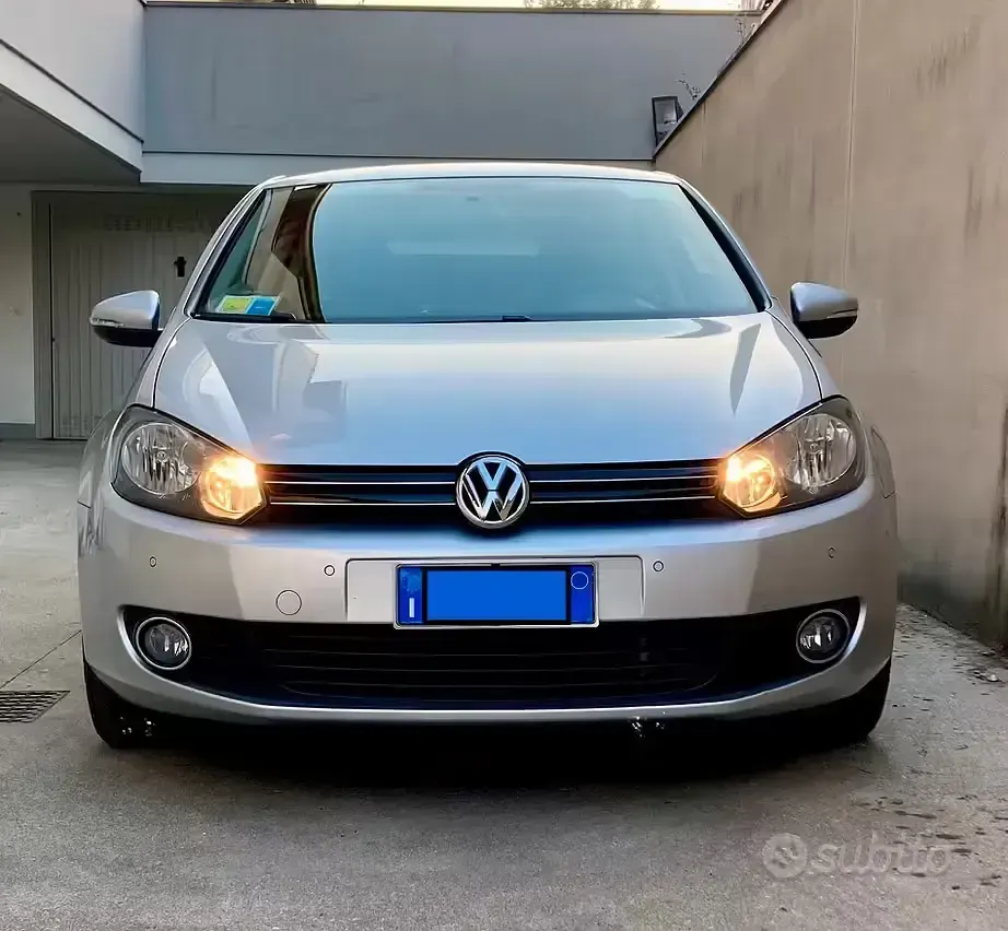Usata VW Golf VI 122 CV (89 kW) 2009 Utilitaria
