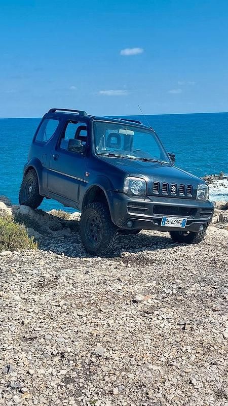Usata Suzuki Jimny 86 CV (63 kW) 2007 Blu SUV