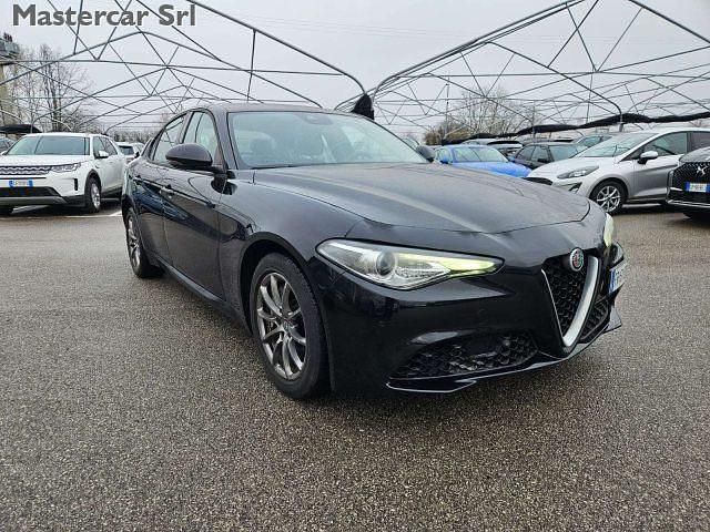 Usata Alfa Romeo Giulia Super 180 CV (132 kW) 2018 Nero Berlina
