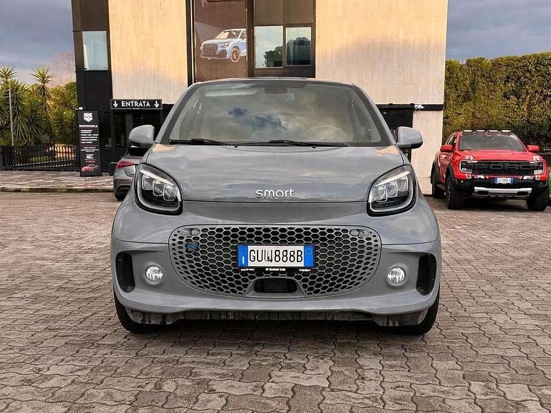 Usata Smart ForTwo Coupé 41 kW (56 CV) 2022 Grigio Utilitaria