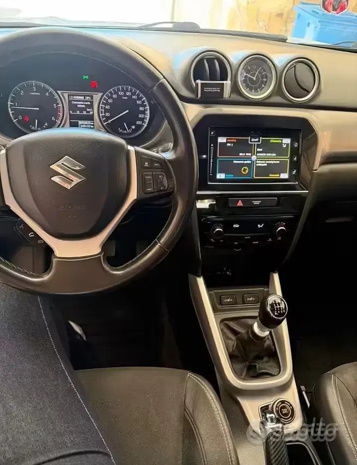 Usata Suzuki Vitara 120 CV (88 kW) 2015 Bianco SUV