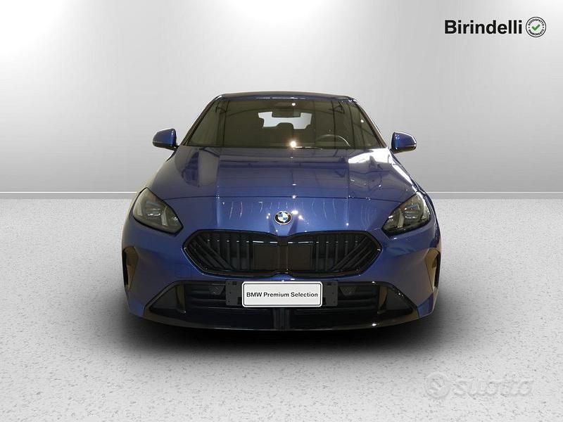 Usata BMW 118 Comfort Edition 150 CV (110 kW) 2024 Portimao blue metallizzato Utilitaria