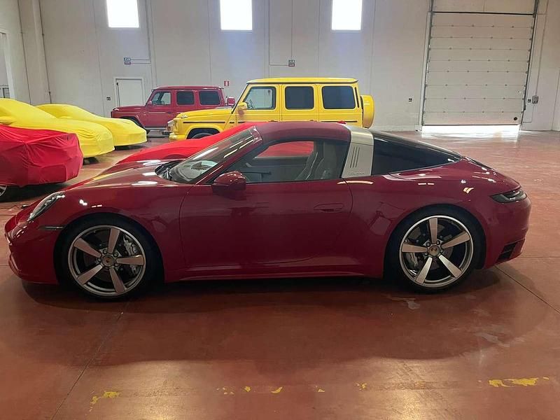 Usata Porsche 992 Edition 450 CV (330 kW) 2020 Rosso Cabrio