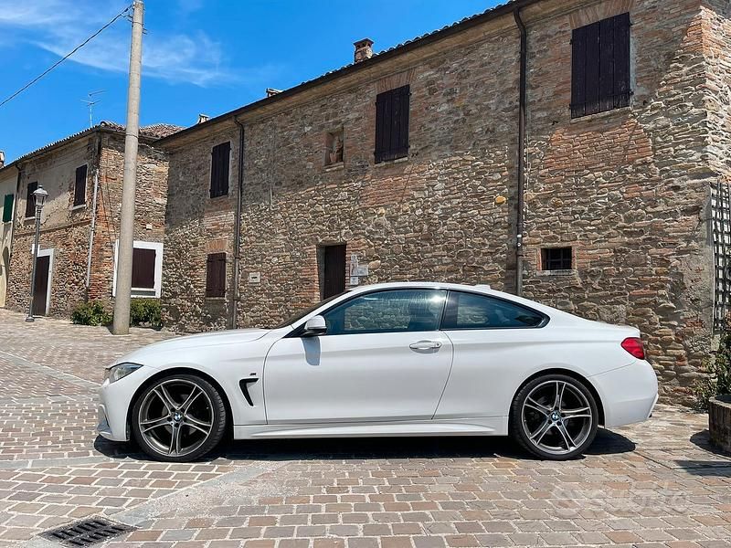 Usata BMW 420 Coupé M Sport 190 CV (139 kW) 2015 Bianco Coupé
