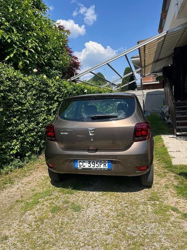 Usata Dacia Sandero 100 CV (73 kW) 2020 Marrone Berlina