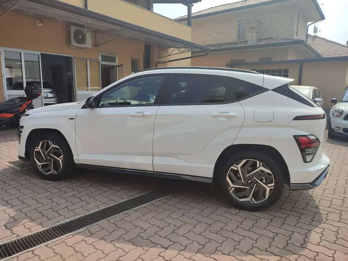 Usata Hyundai Kona N Line 141 CV (103 kW) 2024 Bianco SUV
