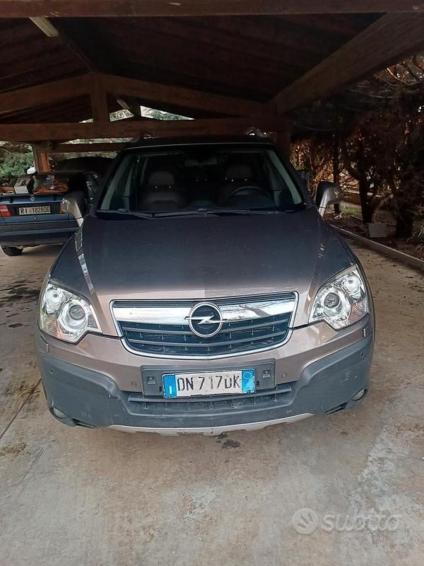 Usata Opel Antara 150 CV (110 kW) 2007 Grigio SUV